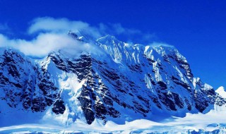 西岭雪山在哪里 西岭雪山在哪里在四川什么地方?