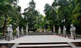 岳飞墓在哪里（岳飞墓在哪里在哪个城市）