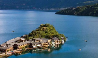 适合情侣去的旅游地方（夏天适合情侣去的旅游地方）