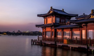 南京爆红的网红景点（南京爆红的网红景点爱情隧道）