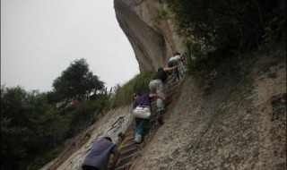 西安到华山怎么走（西安去华山怎么走）